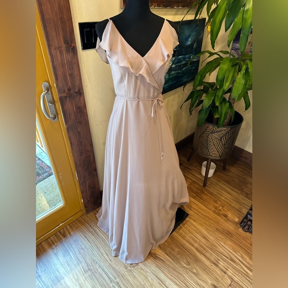 Jenny Yoo Topaz Pink Ruffle V-Neck Chiffon A-Line Formal Bridesmaid Dress Size 6 - Picture 9 of 11